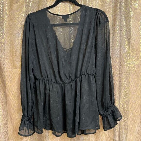 Torrid Black Babydoll Crinkle Lurex Chiffon Crochet Lace-Up Top 00 Medium - Picture 2 of 12